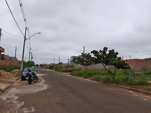 # - Terreno para Venda em Hortolândia - SP - 1
