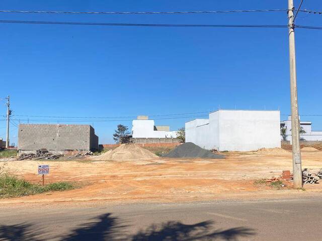 Venda em Central Park Monte Mor - Monte Mor